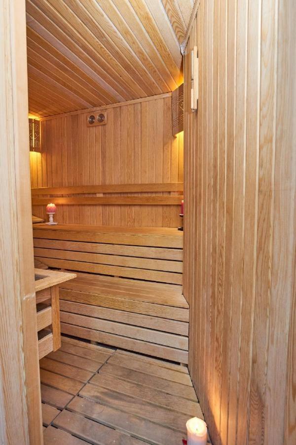 Honey Hotel Истанбул Екстериор снимка
