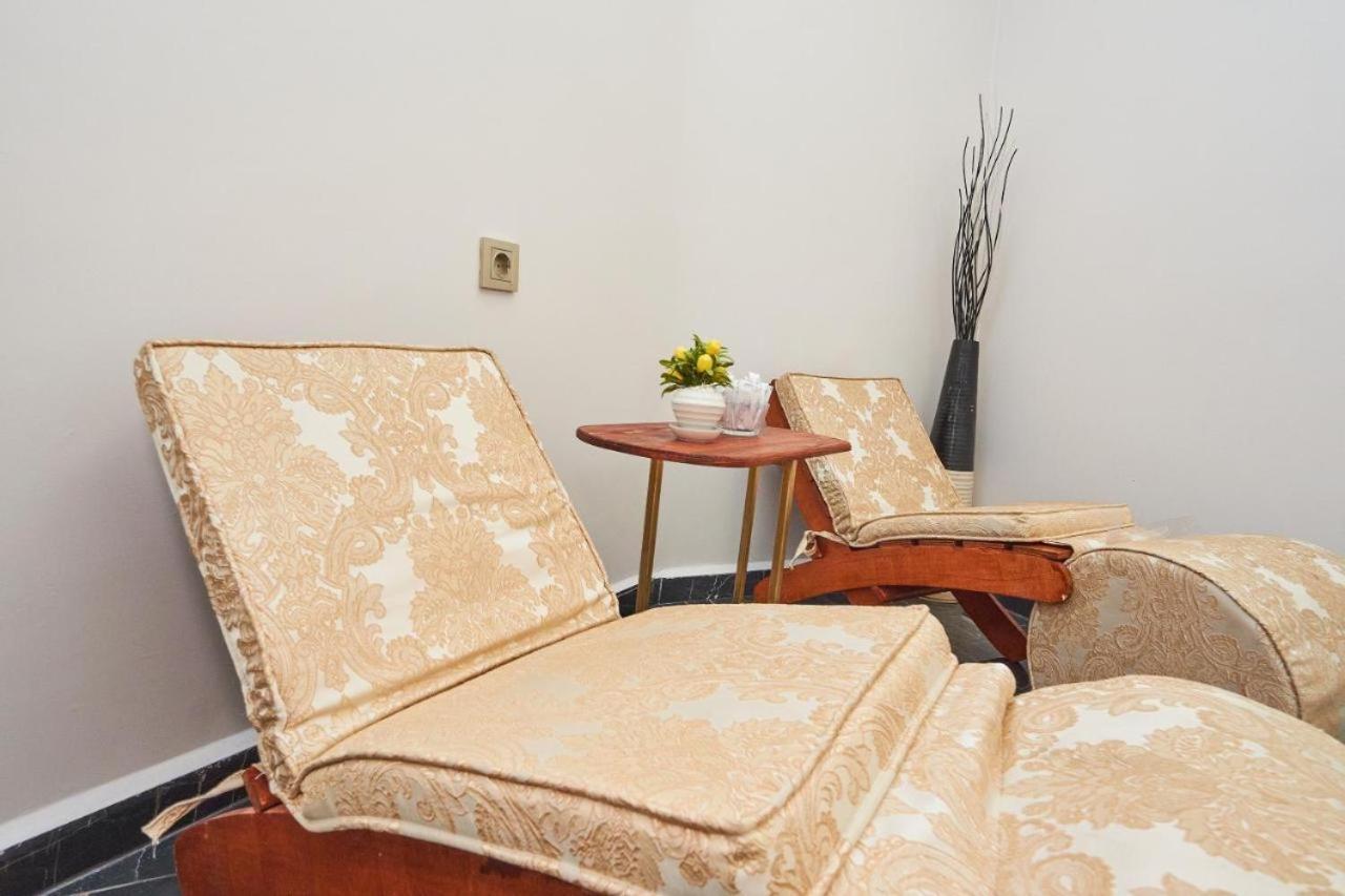 Honey Hotel Истанбул Екстериор снимка