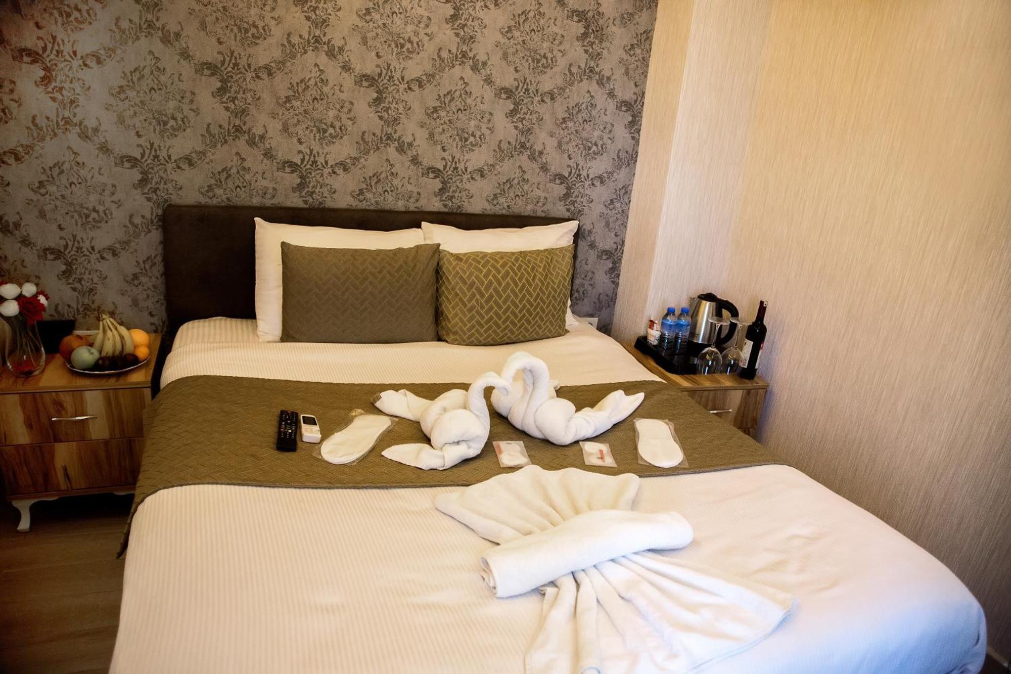 Honey Hotel Истанбул Екстериор снимка