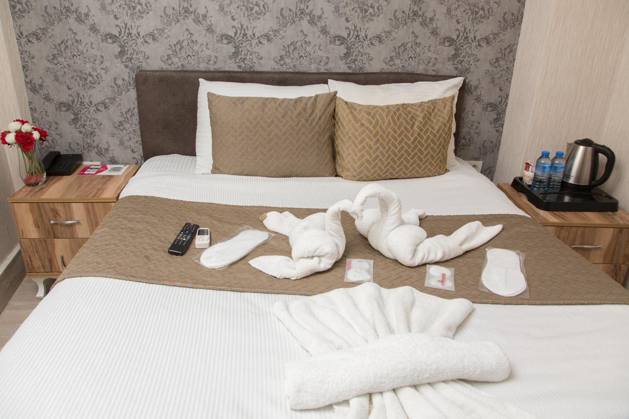 Honey Hotel Истанбул Екстериор снимка