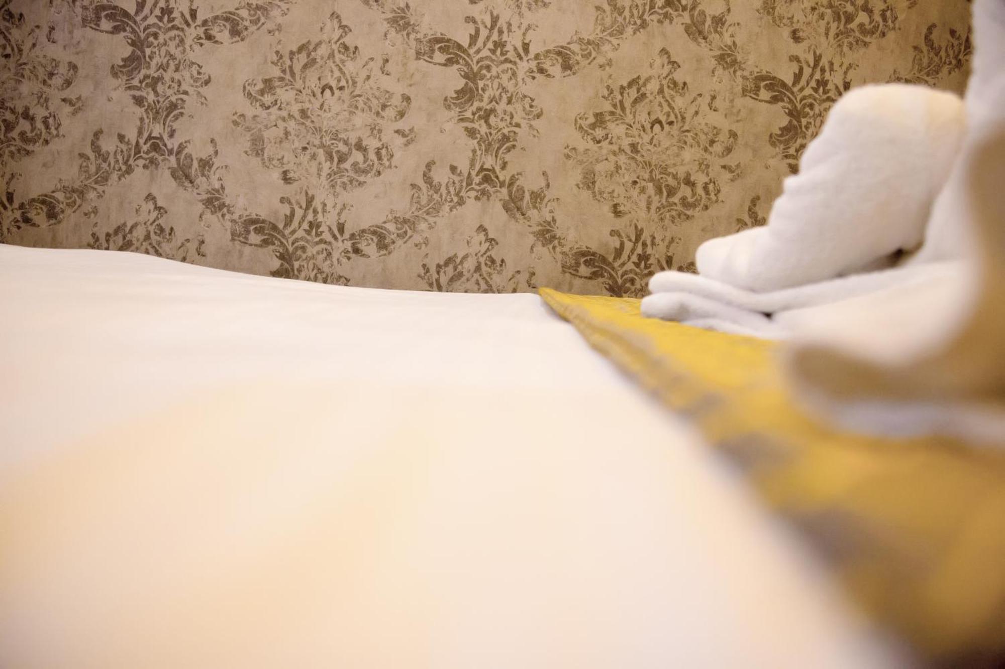Honey Hotel Истанбул Екстериор снимка