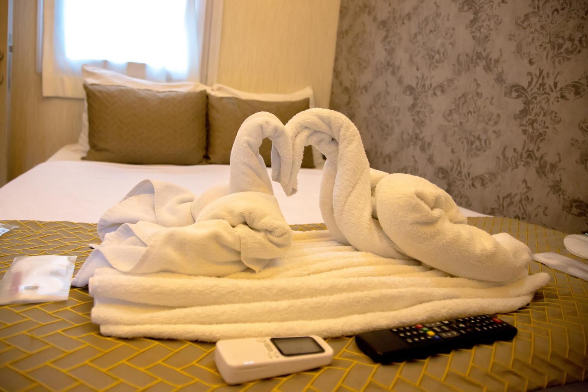Honey Hotel Истанбул Екстериор снимка