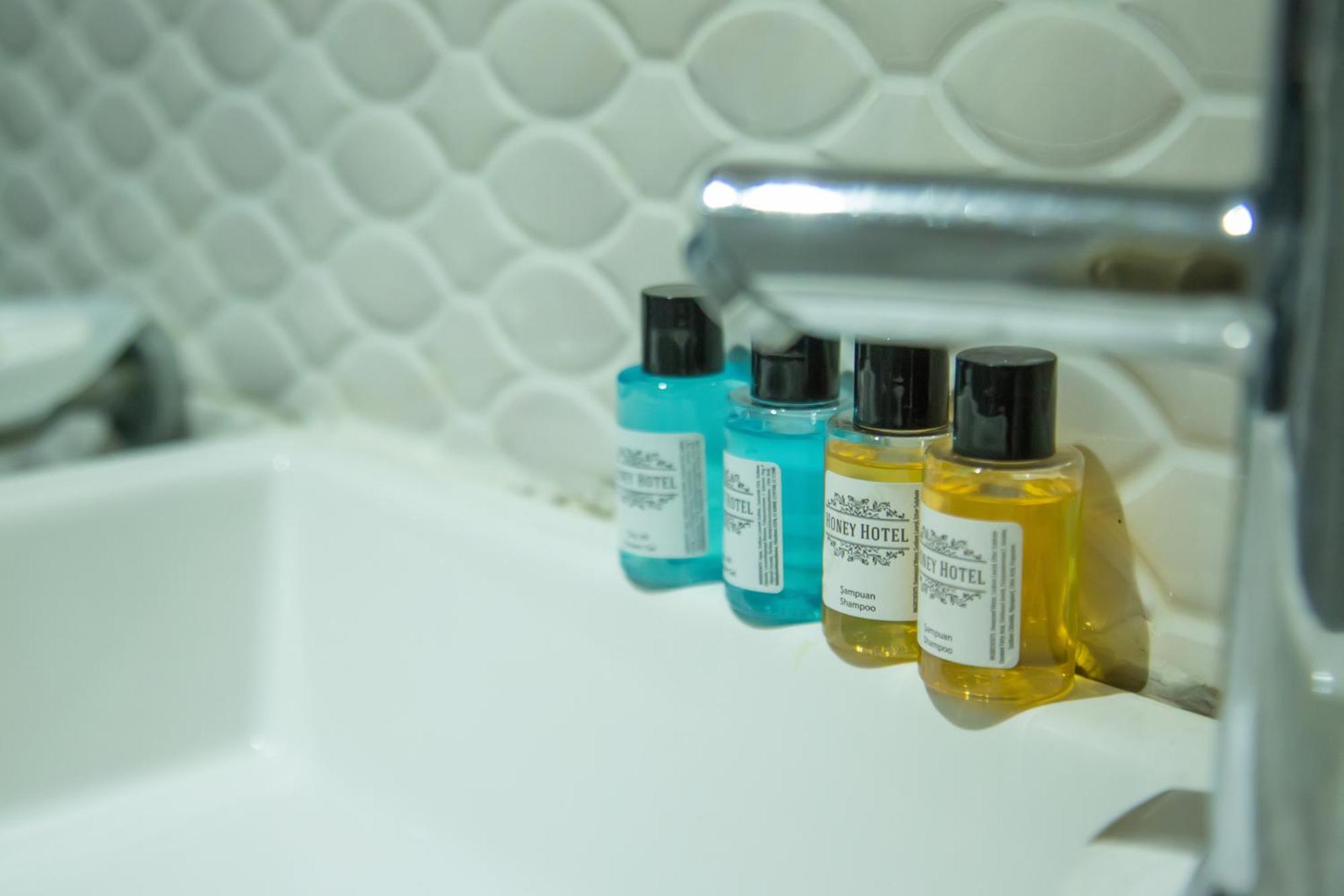 Honey Hotel Истанбул Екстериор снимка