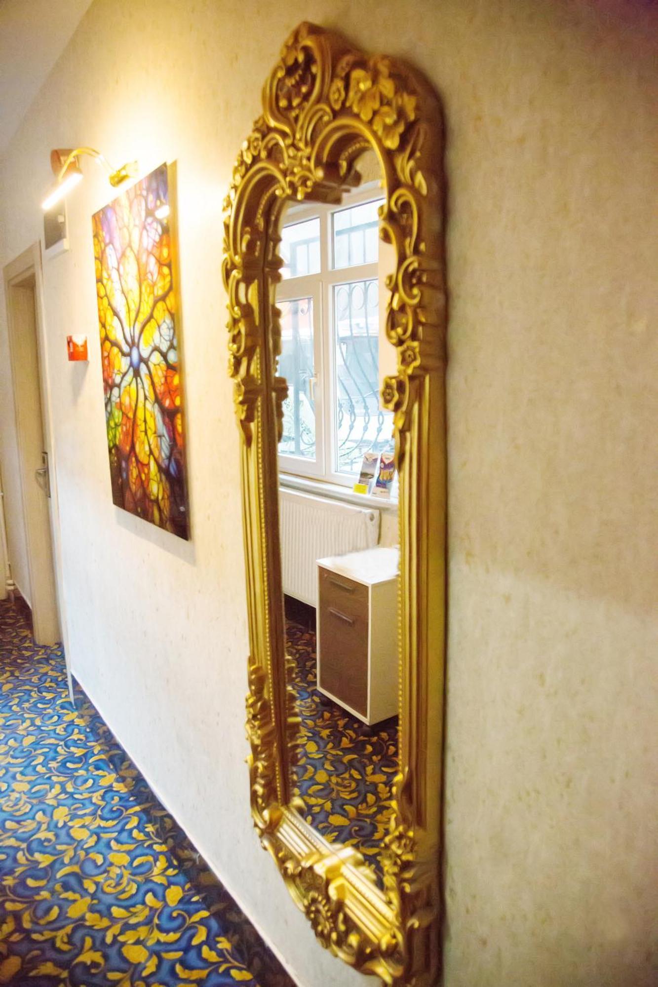 Honey Hotel Истанбул Екстериор снимка