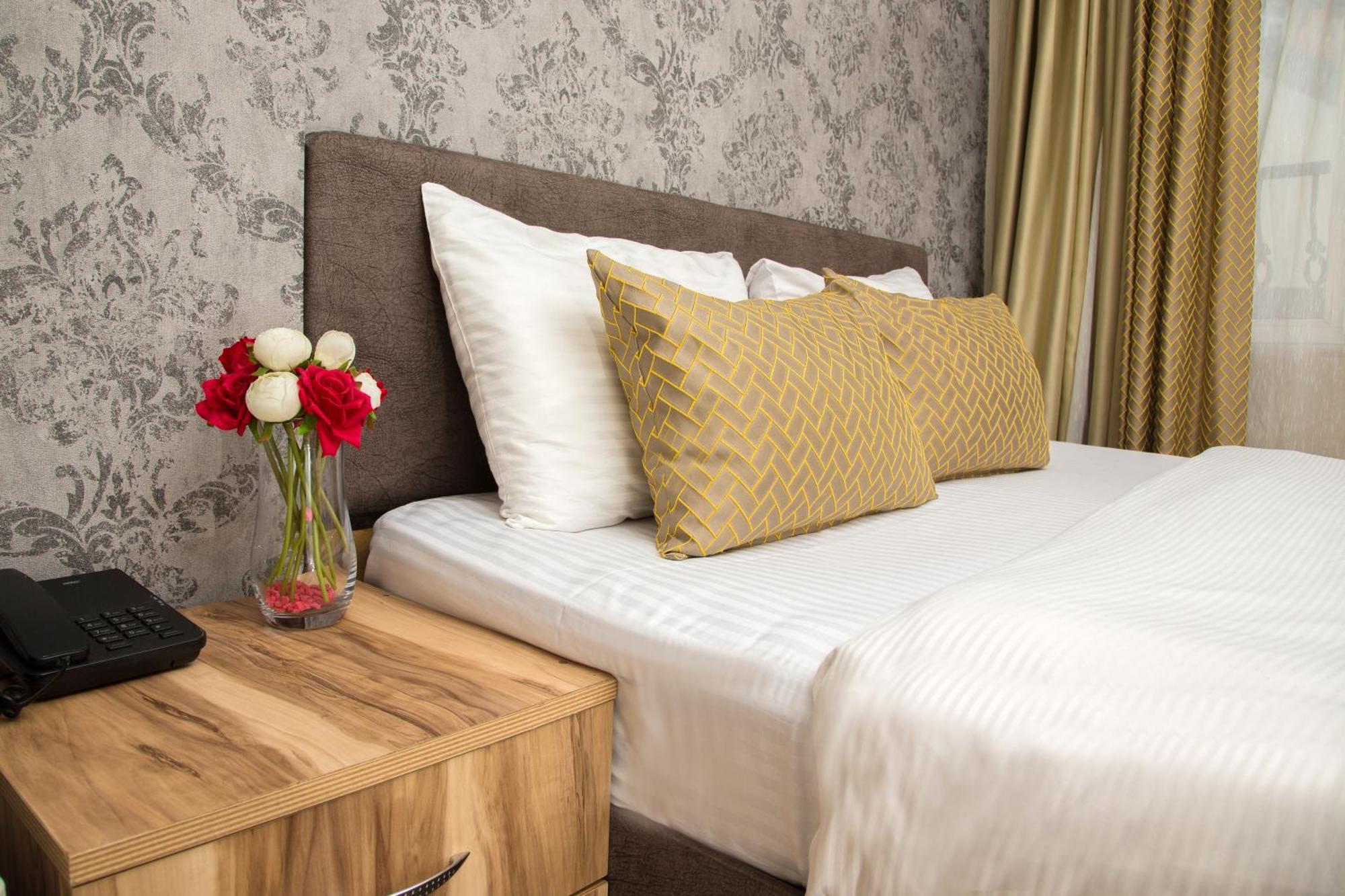 Honey Hotel Истанбул Екстериор снимка
