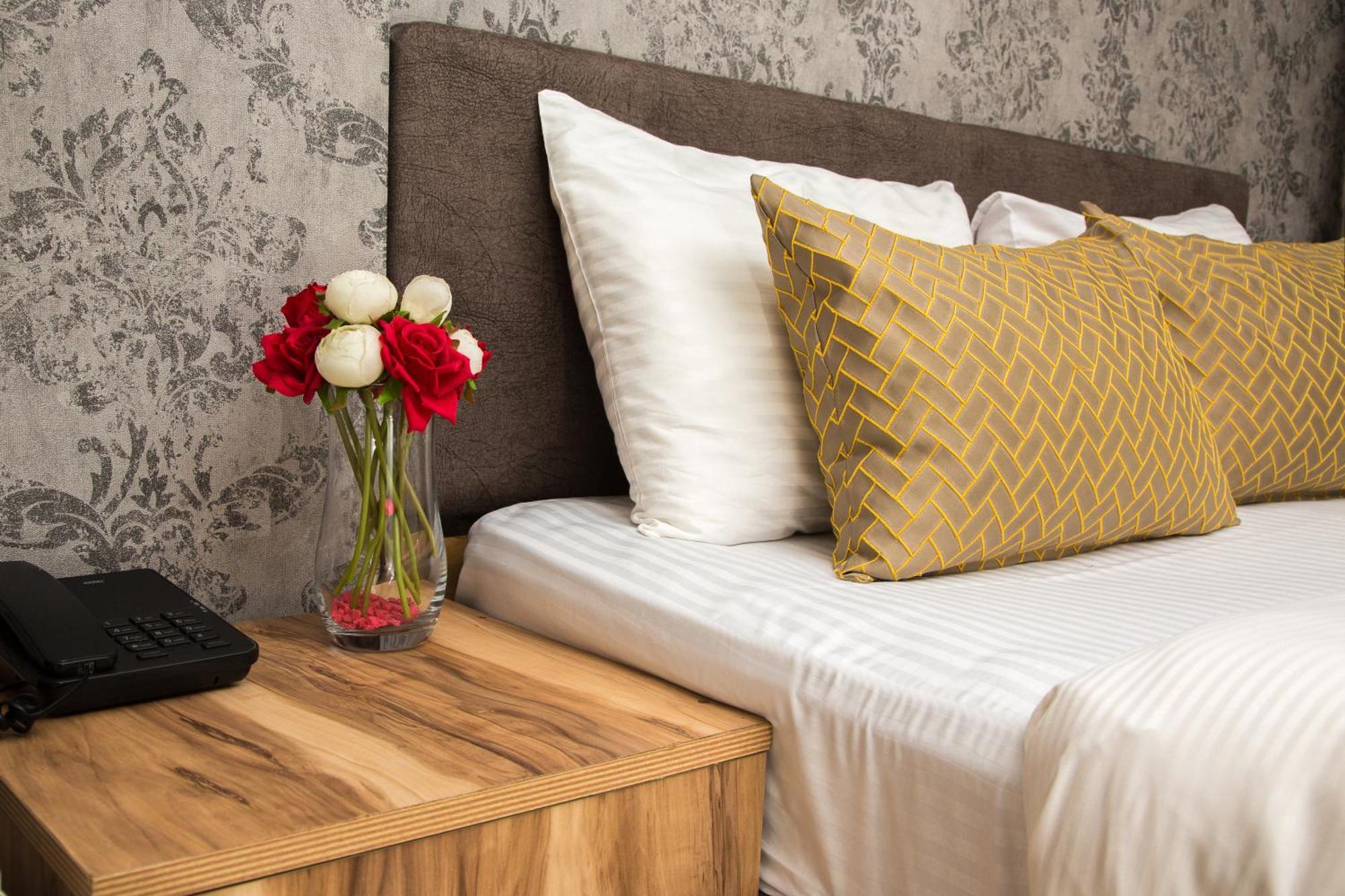 Honey Hotel Истанбул Екстериор снимка