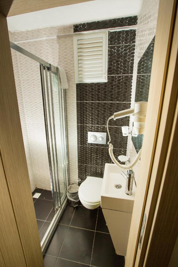 Honey Hotel Истанбул Екстериор снимка