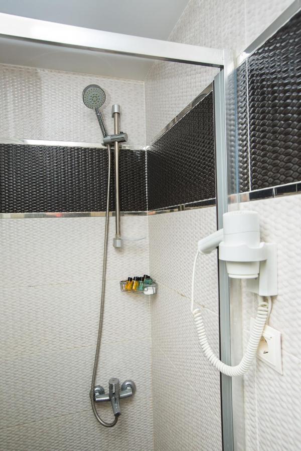 Honey Hotel Истанбул Екстериор снимка
